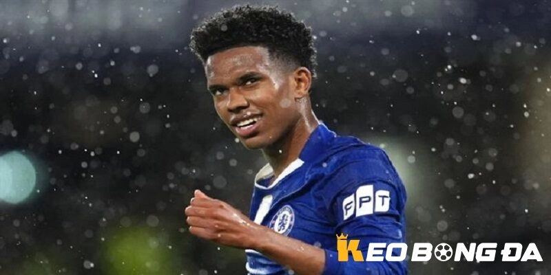 Estevao bước ra ánh sáng như một viên ngọc của Chelsea